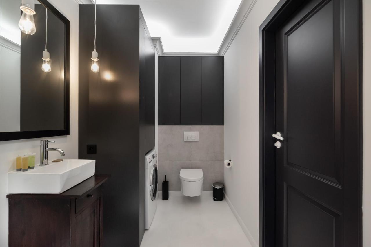 ורשה Wola Artistic Designer Apartment מראה חיצוני תמונה