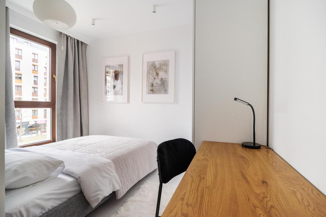 ורשה Wola Artistic Designer Apartment מראה חיצוני תמונה
